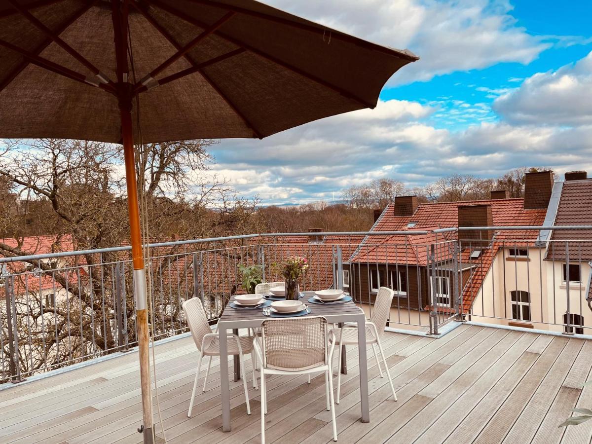 Jugendstil-Altbauwohnung Mit Dachterrasse Direkt An Der Karlsaue Kassel Esterno foto